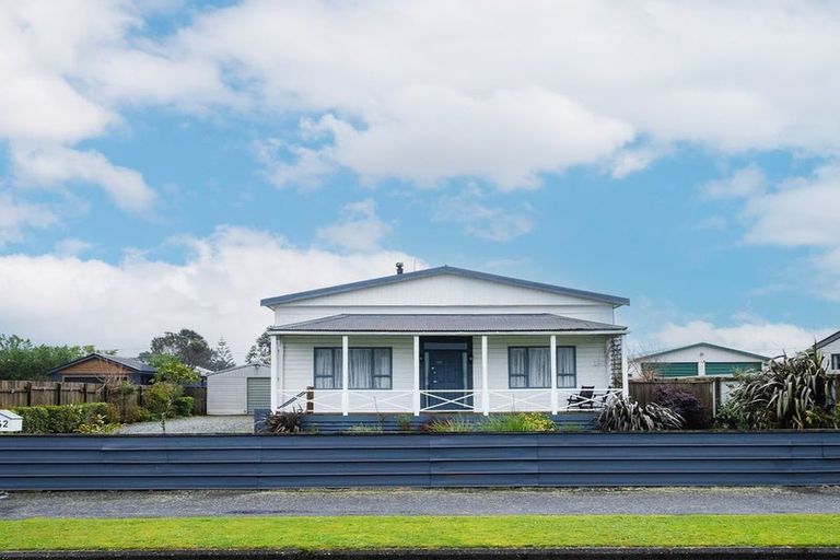Photo of property in 62 Blake Street, Blaketown, Greymouth, 7805