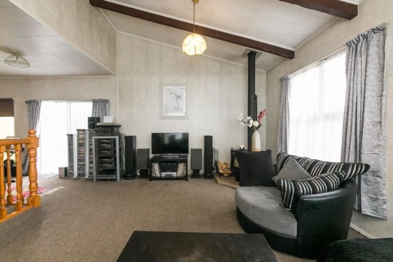 Photo of property in 4 Robinson Crescent, Tamatea, Napier, 4112