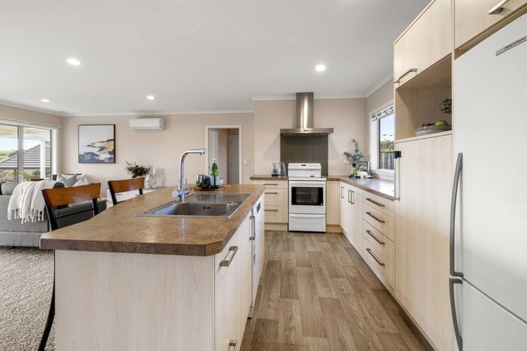 Photo of property in 12 Mahana Place, Raglan, 3225