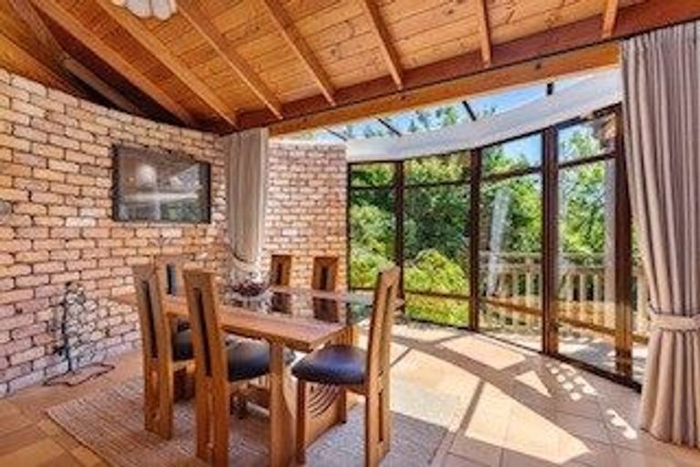 Photo of property in 68 Pah Road, Cockle Bay, Auckland, 2014