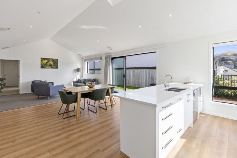Photo of property in 45 Bannister Street, Jacks Point, Queenstown, 9371