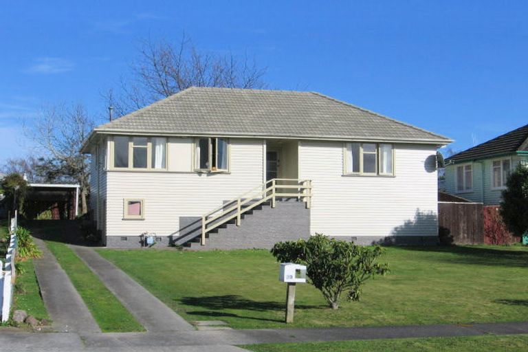 Photo of property in 23 Ashford Avenue, Hokowhitu, Palmerston North, 4410