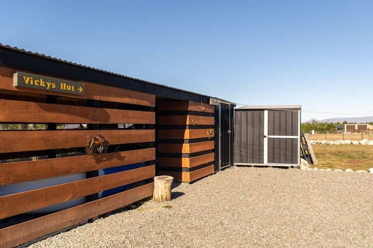 Photo of property in 1 Tussock Crescent, Twizel, 7901