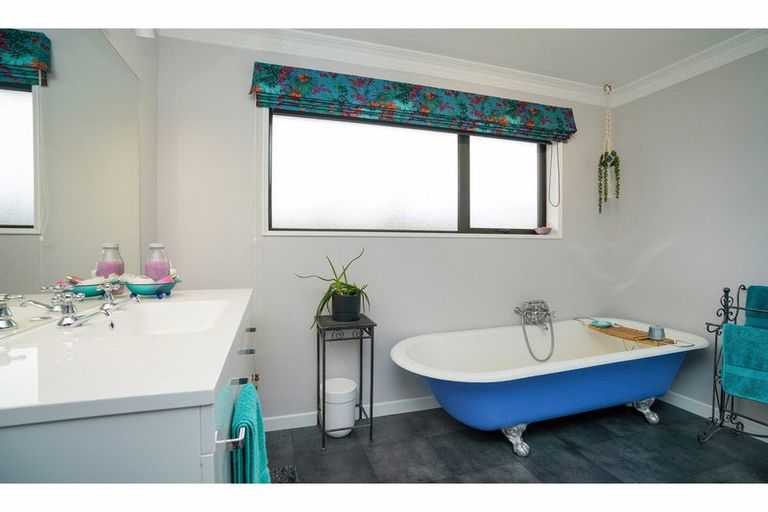 Photo of property in 133 Kildare Drive, Waikiwi, Invercargill, 9810