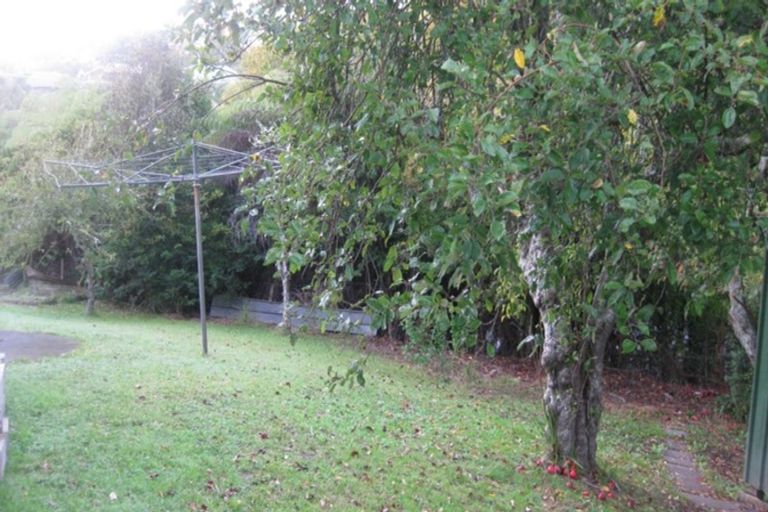 Photo of property in 12 Korotaha Terrace, Rothesay Bay, Auckland, 0630