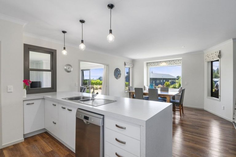 Photo of property in 43 Glade Park Lane, Shannon, Palmerston North, 4474