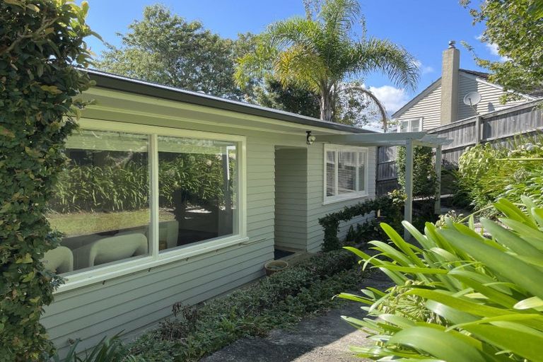 Photo of property in 27 Hartland Avenue, Glendowie, Auckland, 1071