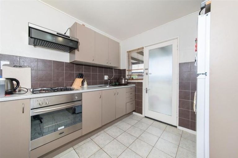 Photo of property in 1/322 Bucklands Beach Road, Bucklands Beach, Auckland, 2012