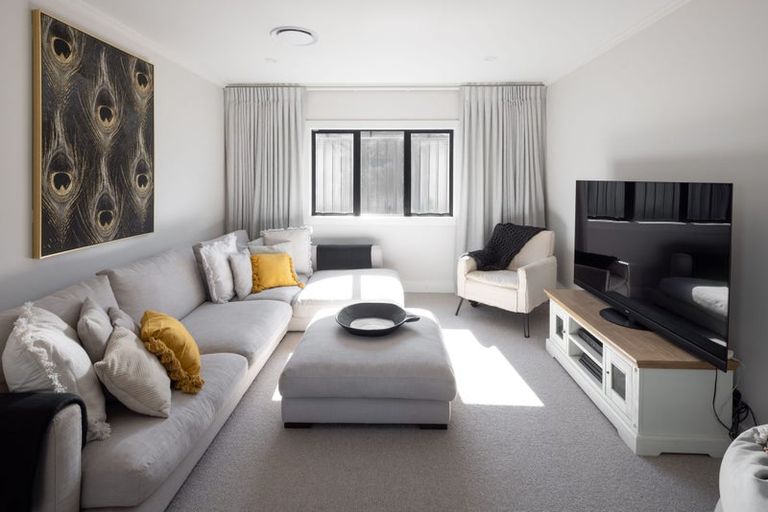 Photo of property in 23 Rich Rise, Havelock North, 4130