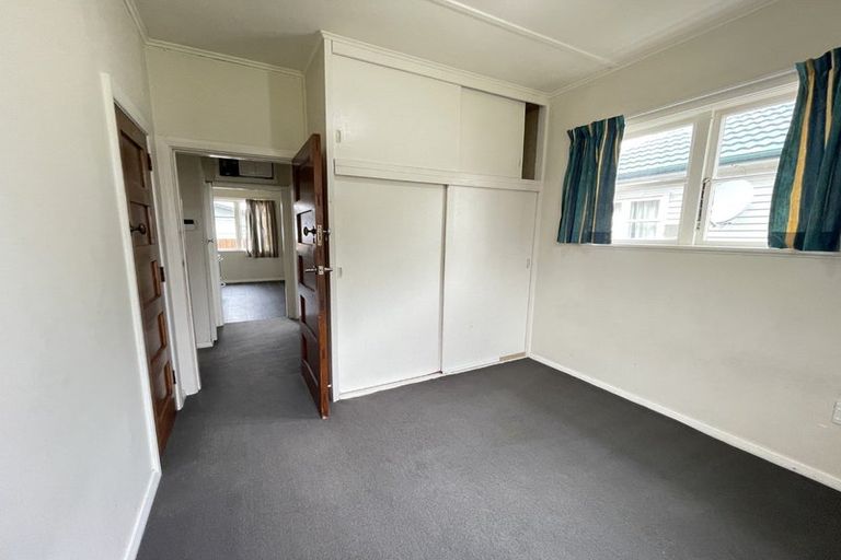 Photo of property in 2/20 Epsom Road, Sockburn, Christchurch, 8042