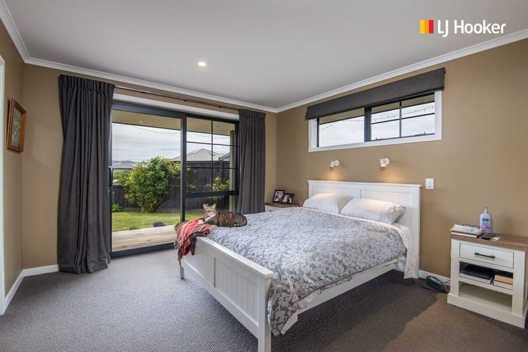 Photo of property in 8 Carrick Place, Mosgiel, 9024