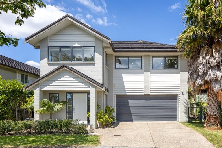 Photo of property in 33 Mural Place, Greenhithe, Auckland, 0632