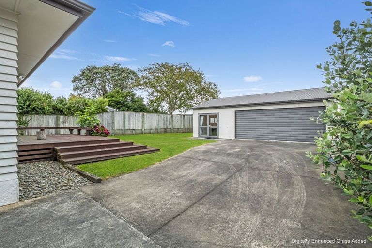 Photo of property in 10 Antrim Place, Hokowhitu, Palmerston North, 4410