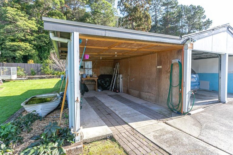 Photo of property in 135 Hauraki Road, Coromandel, 3506