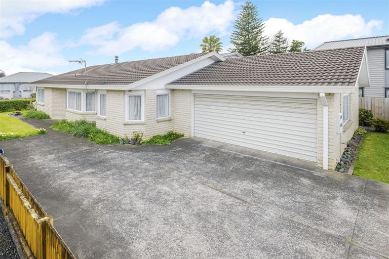 Photo of property in 2/110 Tui Road, Papatoetoe, Auckland, 2025