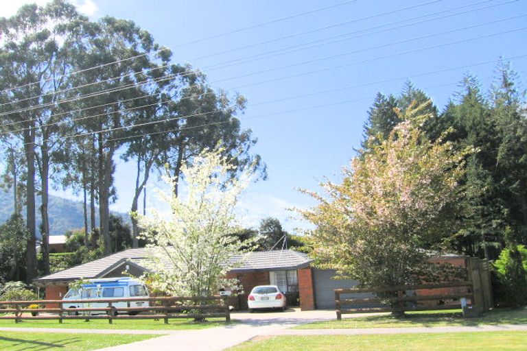 Photo of property in 114 Pukehangi Road, Pukehangi, Rotorua, 3015