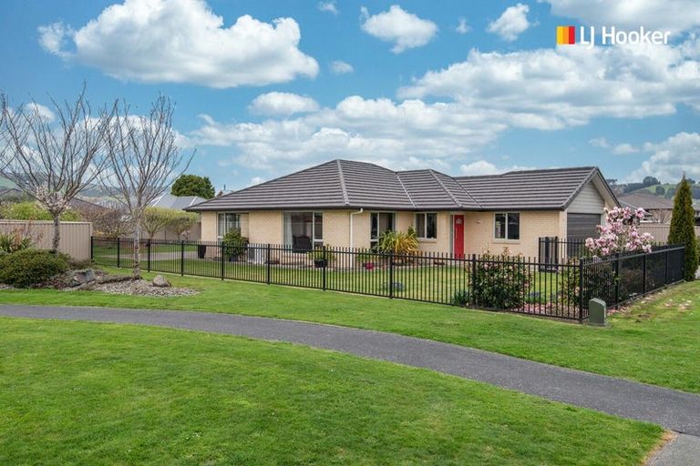 Photo of property in 8 Centre Street, Mosgiel, 9024