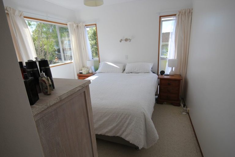 Photo of property in 3/250 Onewa Road, Birkenhead, Auckland, 0626