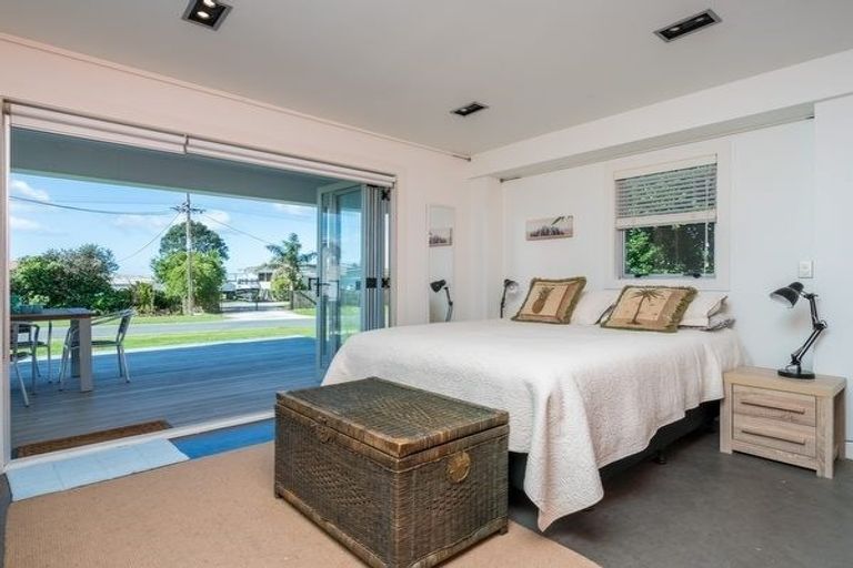 Photo of property in 32 Lincoln Street, Mangawhai Heads, Mangawhai, 0505