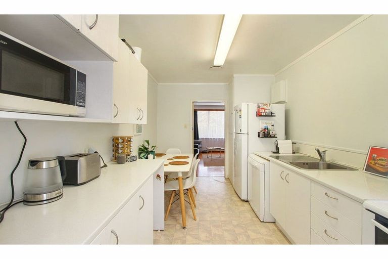 Photo of property in 5/26 Rangatira Road, Birkenhead, Auckland, 0626