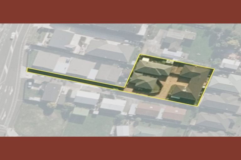 Photo of property in 3/4a Lee Road, Taradale, Napier, 4112