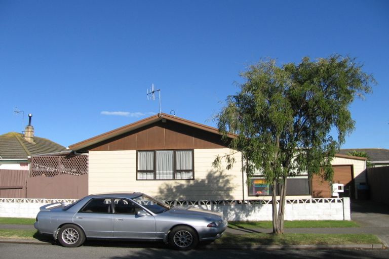 Photo of property in 32 Plowman Crescent, Onekawa, Napier, 4110