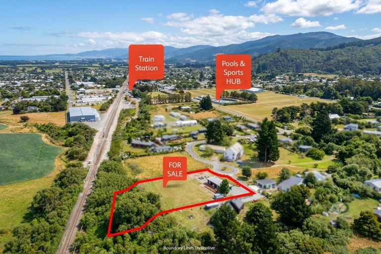 Photo of property in 14 Ataahua Place, Featherston, 5710
