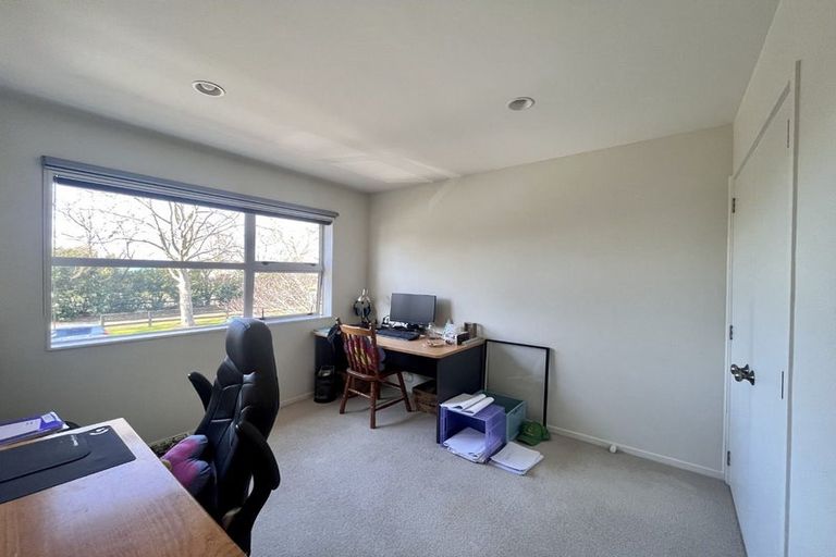 Photo of property in 31 Hinau Road, Karaka, Papakura, 2113