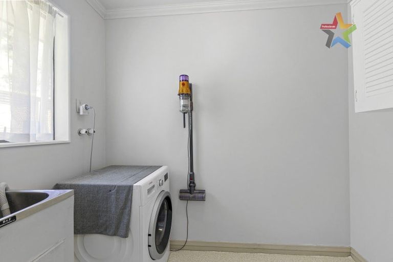 Photo of property in 37 Mawson Street, Waiwhetu, Lower Hutt, 5010