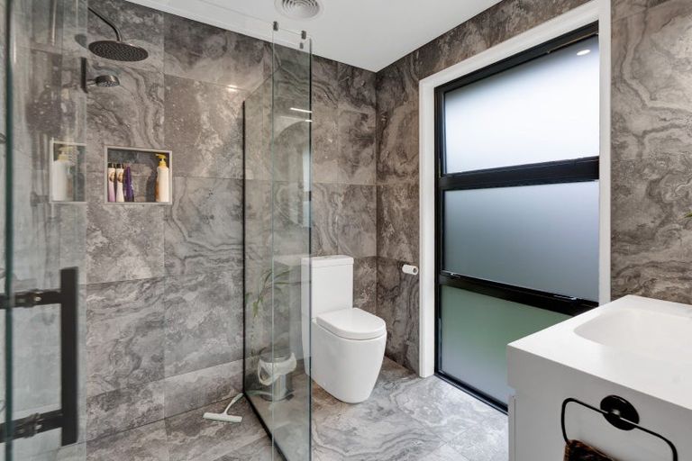 Photo of property in 7 Hodge Park Lane, Inglewood, 4330