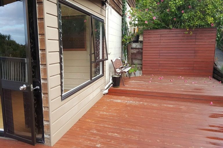 Photo of property in 45 Agincourt Street, Glenfield, Auckland, 0629