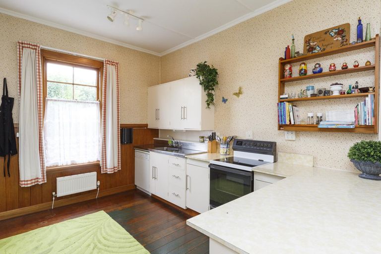 Photo of property in 44 Worcester Street, West End, Palmerston North, 4410