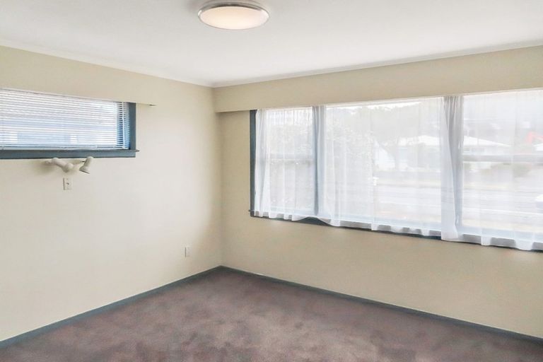 Photo of property in 222 Taita Drive, Avalon, Lower Hutt, 5011