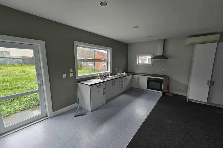 Photo of property in 28 Donald Mclean Street, Newtown, Wellington, 6021