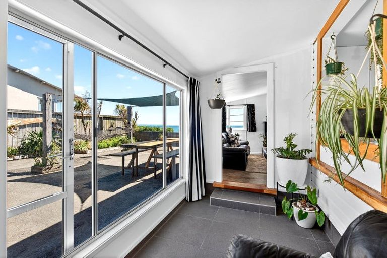 Photo of property in 289 Clifton Road, Te Awanga, 4102