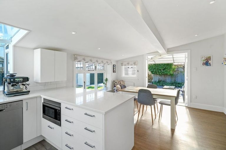 Photo of property in 79 Petrie Street, Richmond, Christchurch, 8013