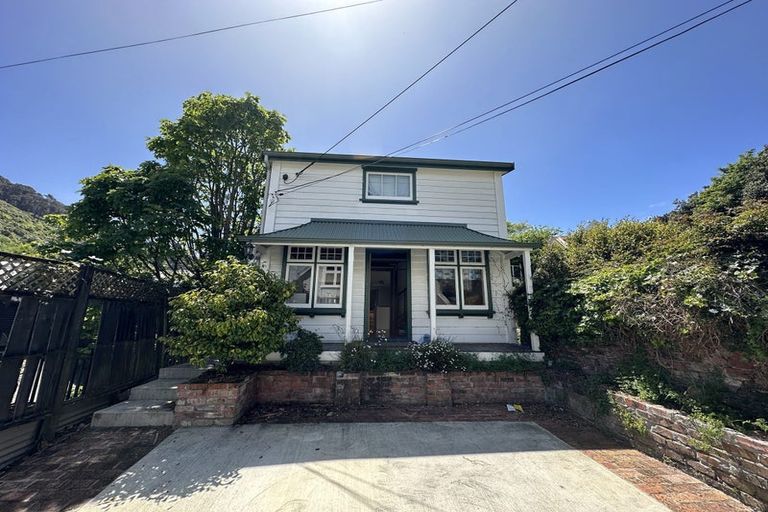 Photo of property in 32 Ascot Street, Thorndon, Wellington, 6011