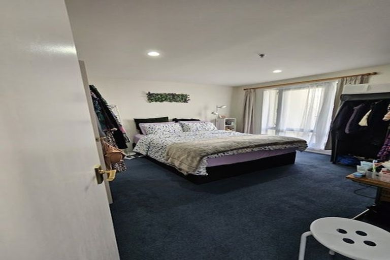 Photo of property in Courtenay Apartments, 603/120 Courtenay Place, Te Aro, Wellington, 6011