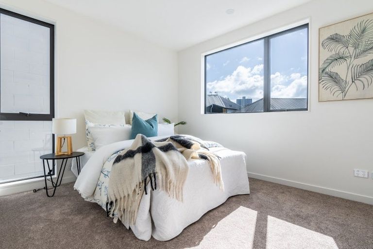 Photo of property in 1a Springfield Street, Forrest Hill, Auckland, 0620