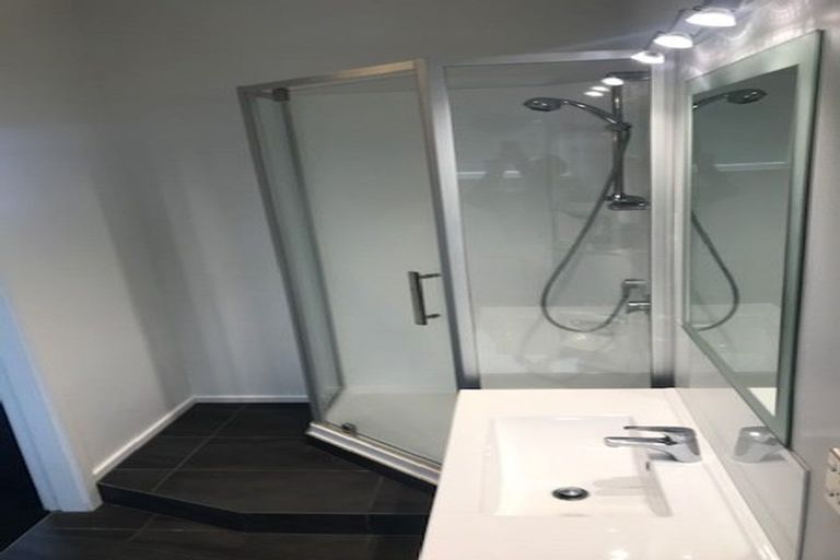 Photo of property in 12 Anne Street, Wadestown, Wellington, 6012