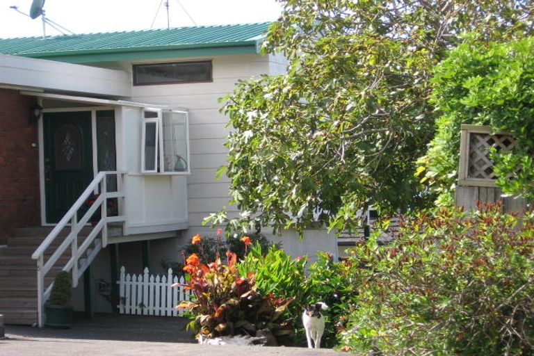 Photo of property in 1/5 Moorgreen Heights, Torbay, Auckland, 0630
