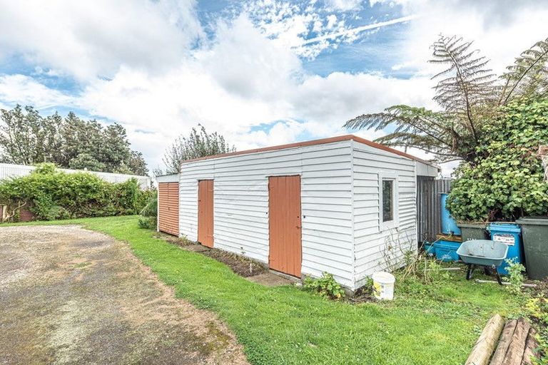 Photo of property in 1580 South Road, Manutahi, Patea, 4598