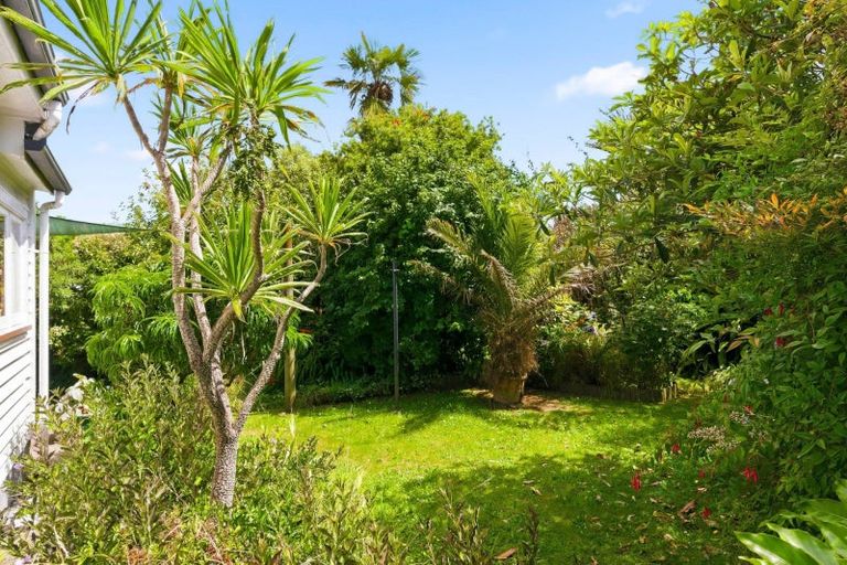 Photo of property in 75 Liverpool Street, Levin, 5510