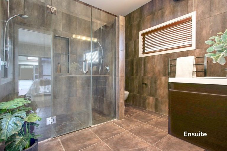 Photo of property in 133 Kent Terrace, Taradale, Napier, 4112