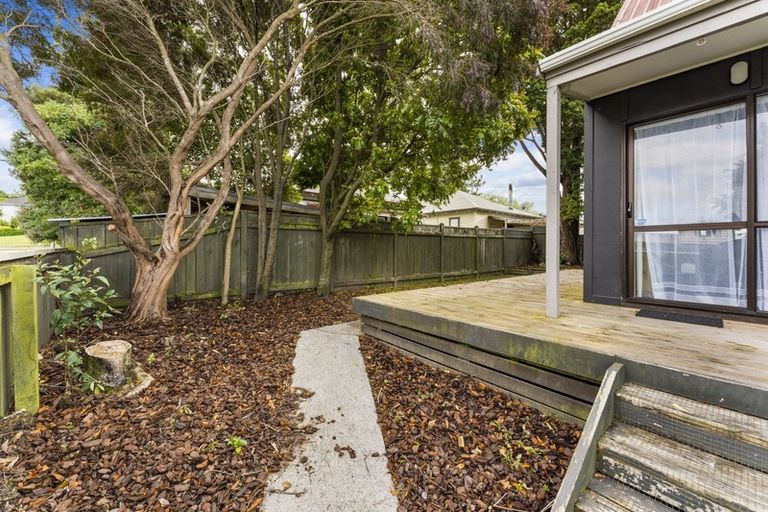 Photo of property in 1 Millar Street, Terrace End, Palmerston North, 4410