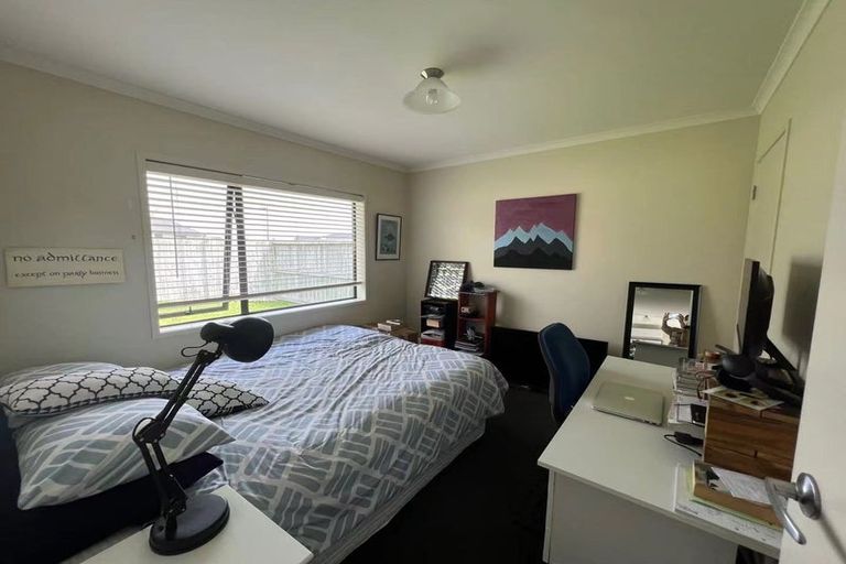 Photo of property in 14 Raupo Place, Rototuna North, Hamilton, 3210