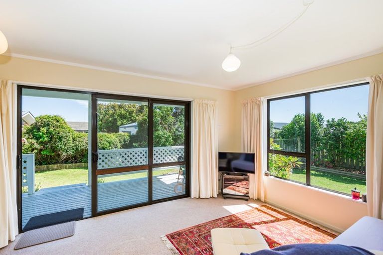 Photo of property in 49 Belvedere Avenue, Waikanae, 5036
