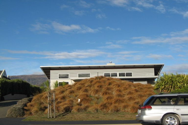 Photo of property in 16 Allenby Place, Wanaka, 9305