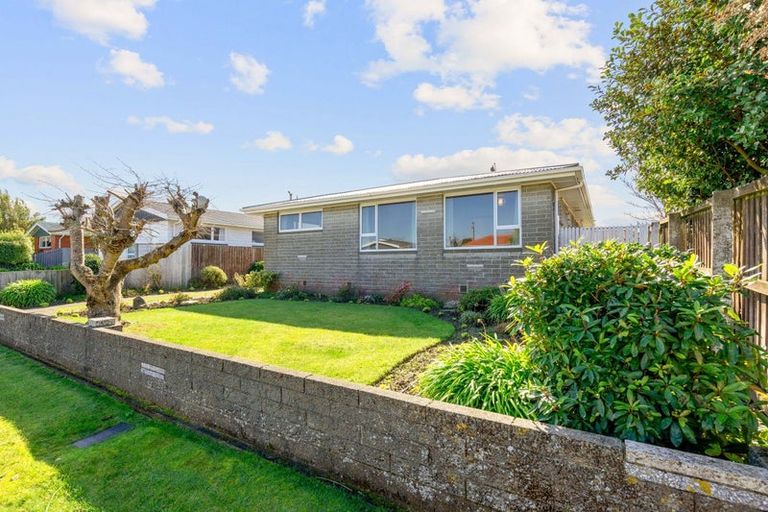 Photo of property in 24 Fern Drive, Halswell, Christchurch, 8025