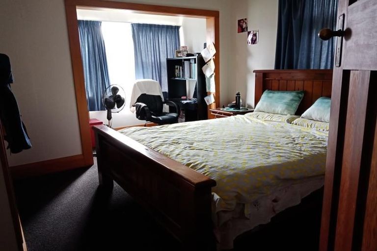 Photo of property in 8a Heath Grove, Waiwhetu, Lower Hutt, 5010